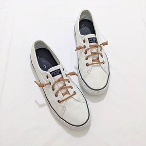 Sperry | White Sneaker Shoe w/ Leather Laces